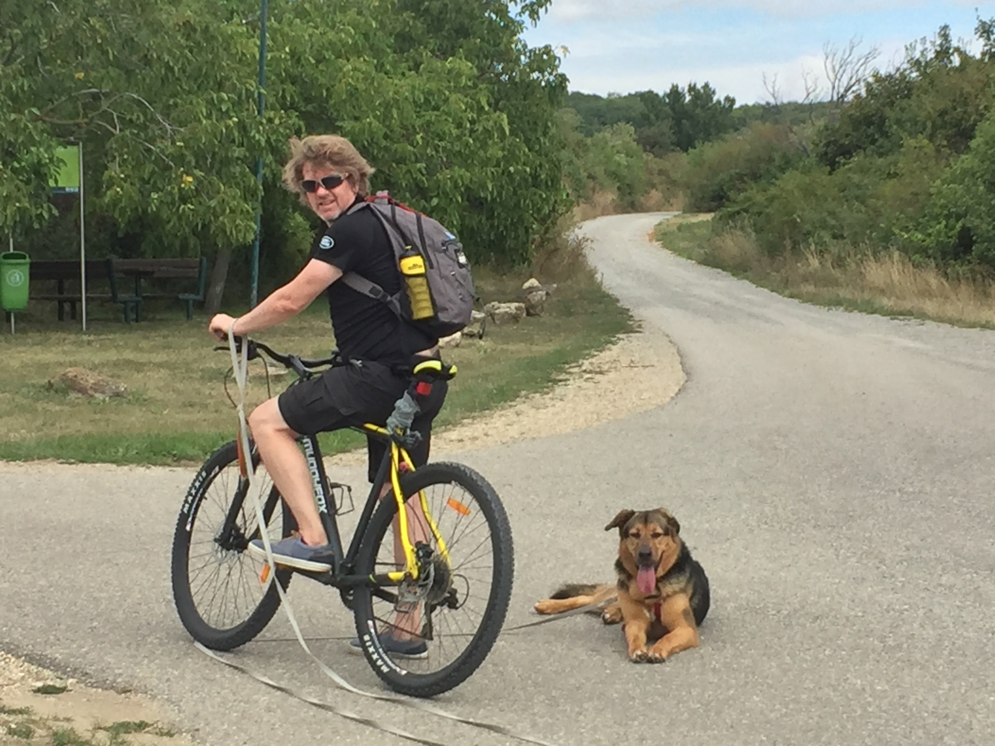 der Mann und unser Hund